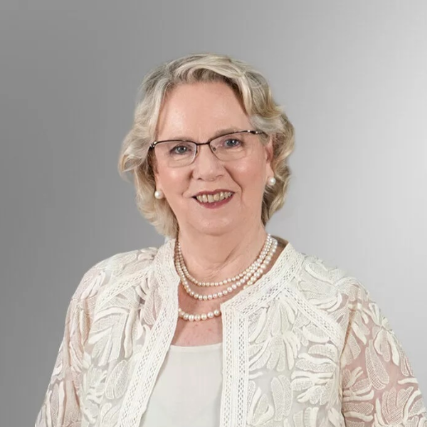 Profile photo of agent Gene Sugandy