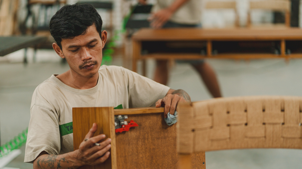 furniture & materials function details