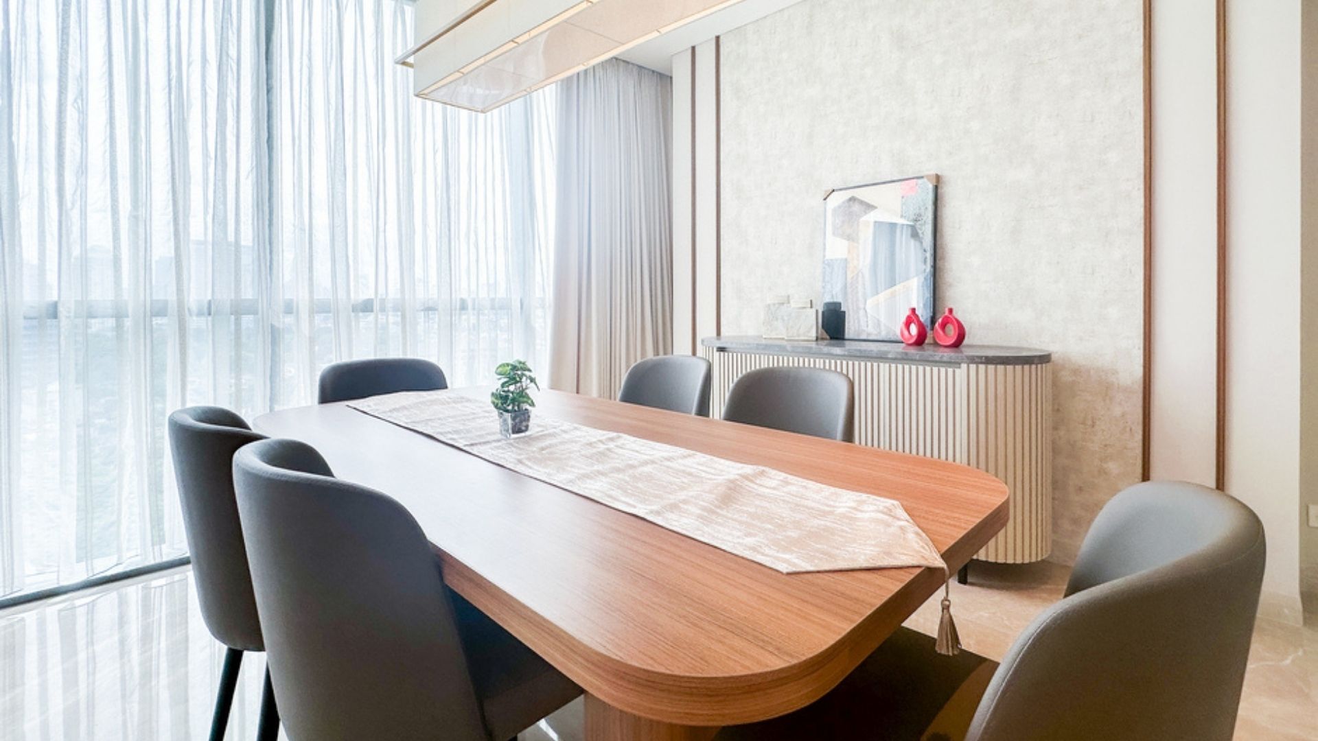 Casa Domaine-2BR-Dining Room with View