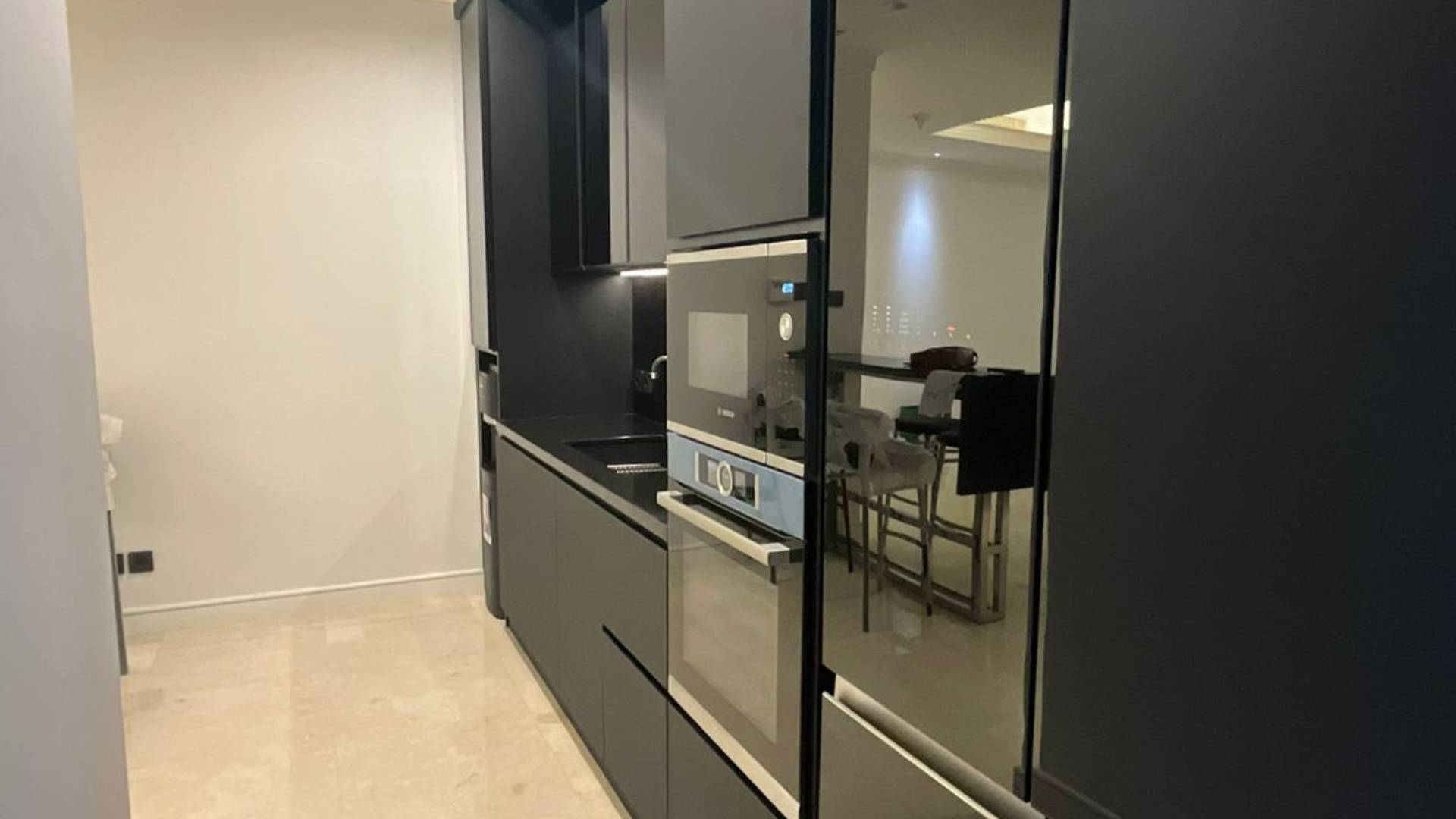 KEMPINSKI PRIVATE RESIDENCE-2BR-KITCHEN AREA