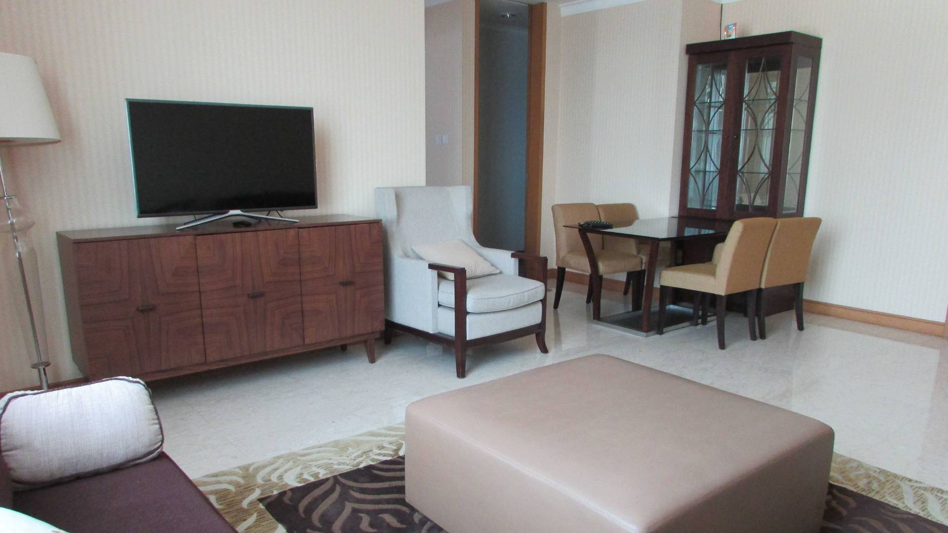 KEMPINSKI PRIVATE RESIDENCE-2BR-LIVING ROOM