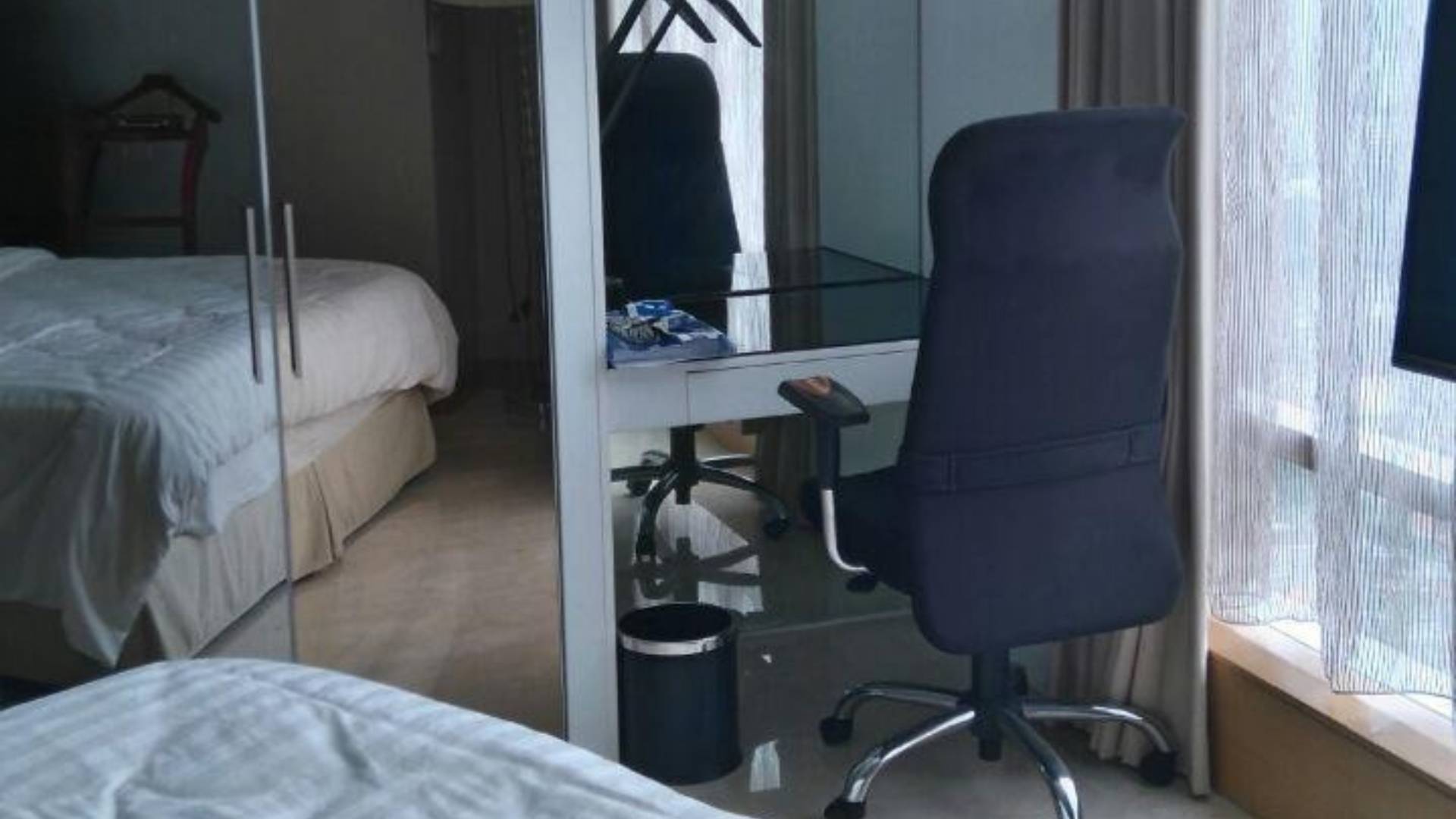 KEMPINSKI PRIVATE RESIDENCE-2BR-MASTER BEDROOM