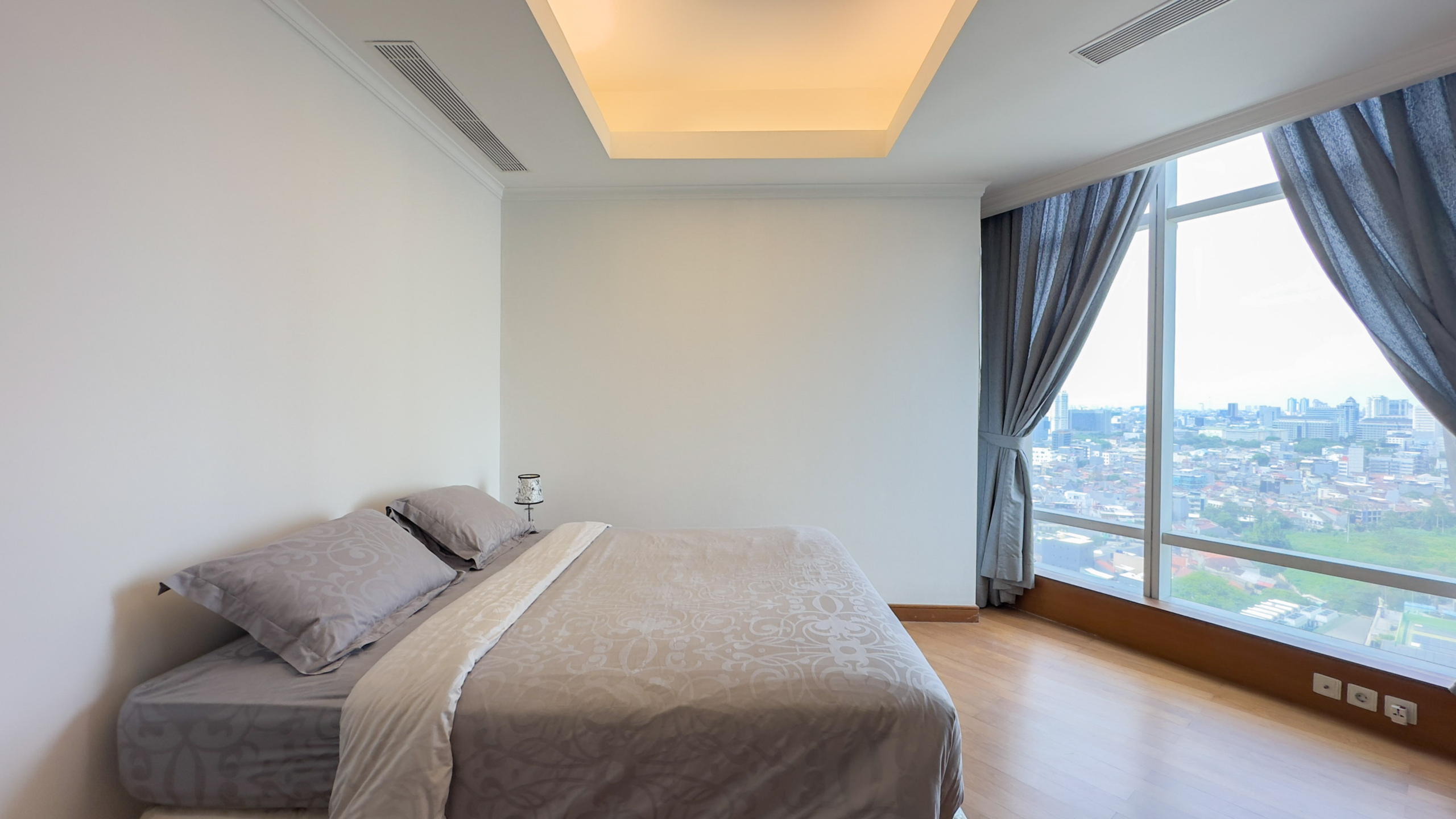 Kempinski Private Residence-2BR-Bedroom wall