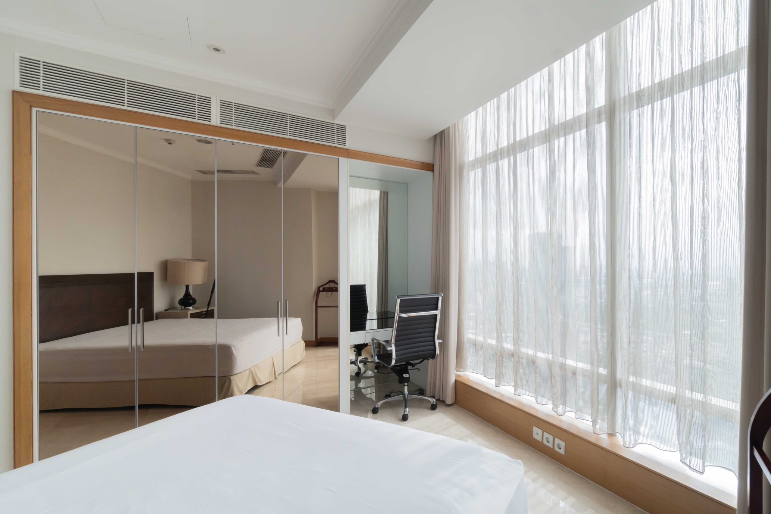 Kempinski Private Residence-2BR-Bedroom wardrobe