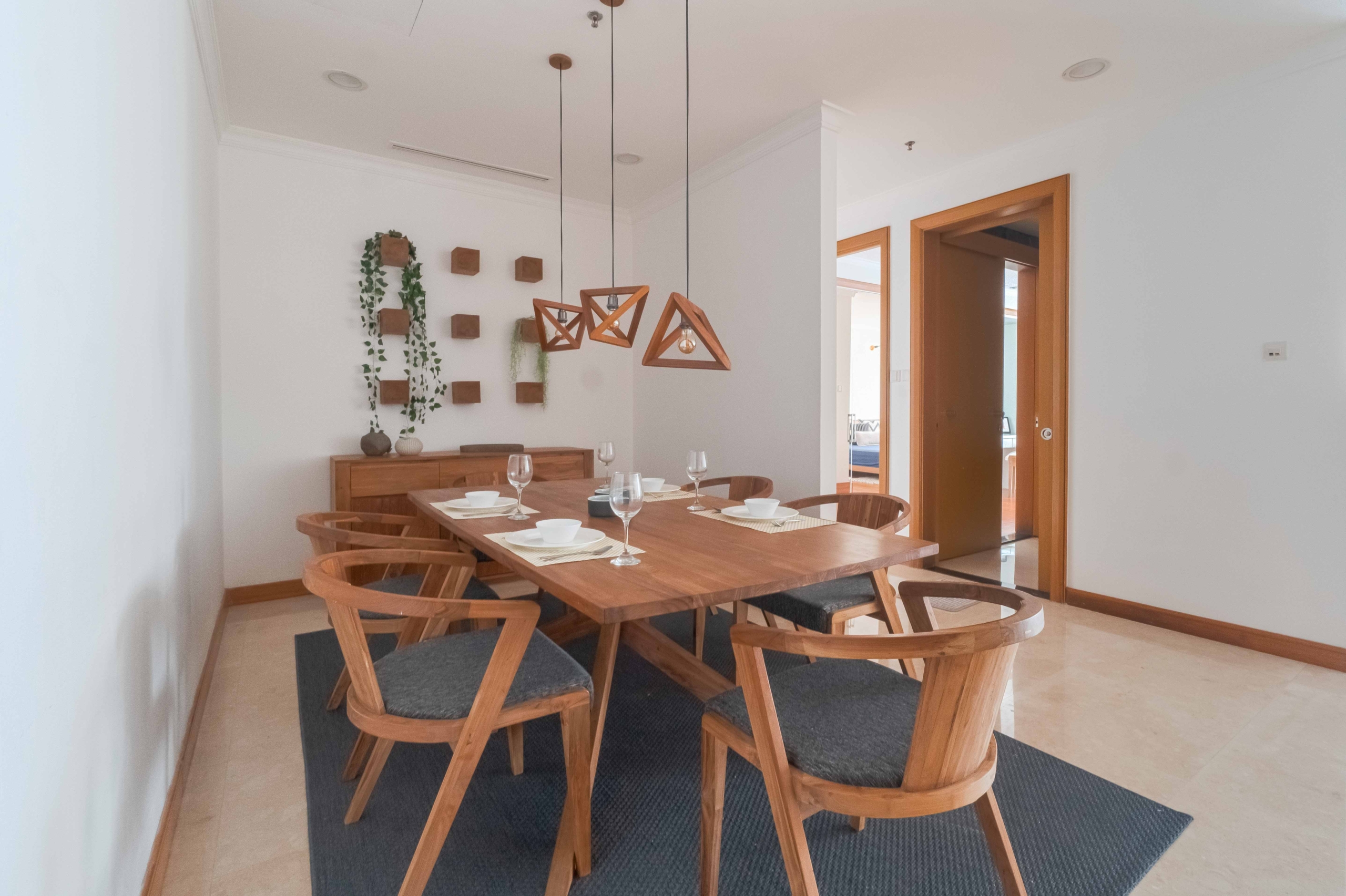 Kempinski Private Residence-2BR-Dining table