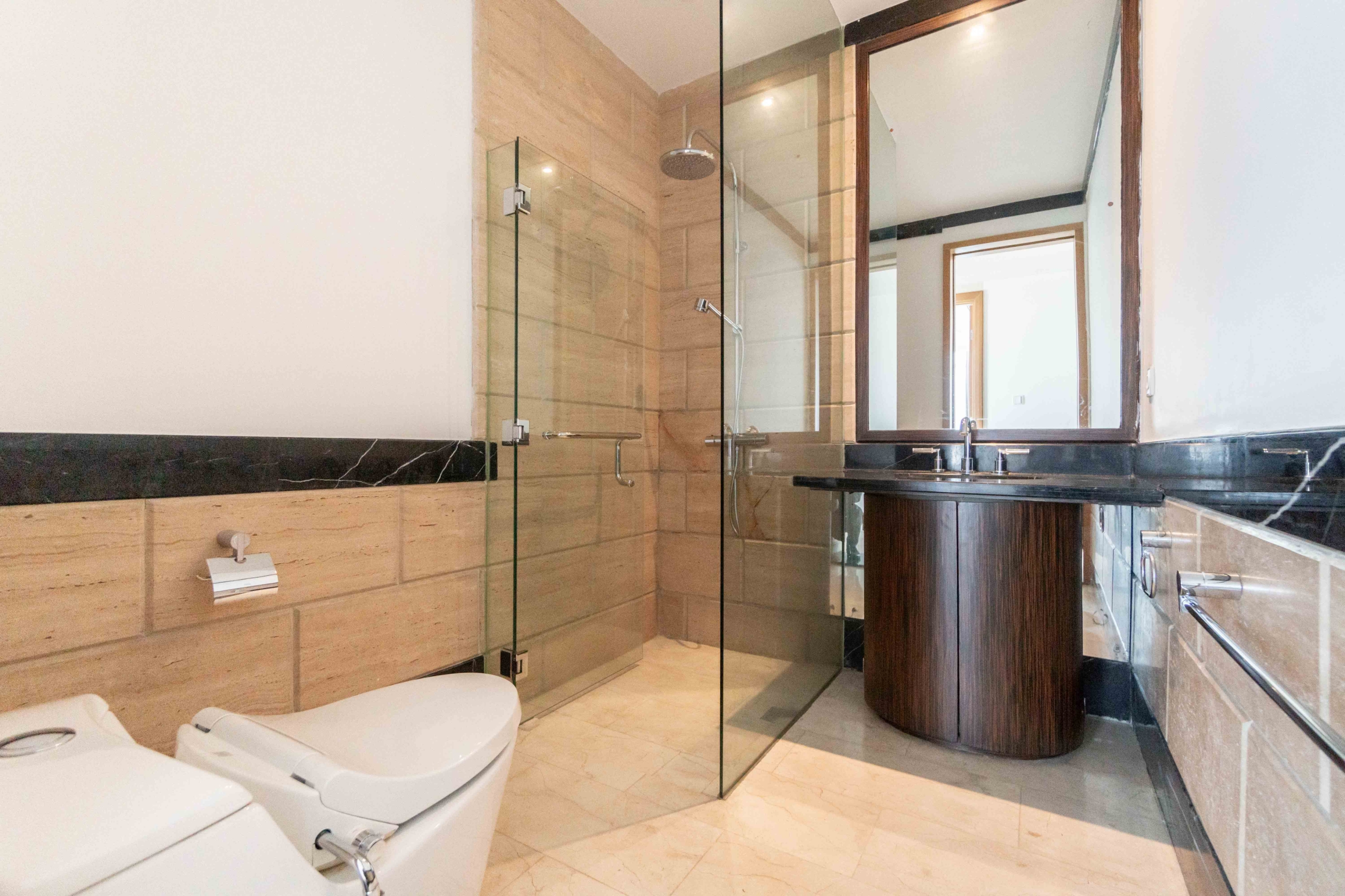 Kempinski Private Residence-2BR-Toilet