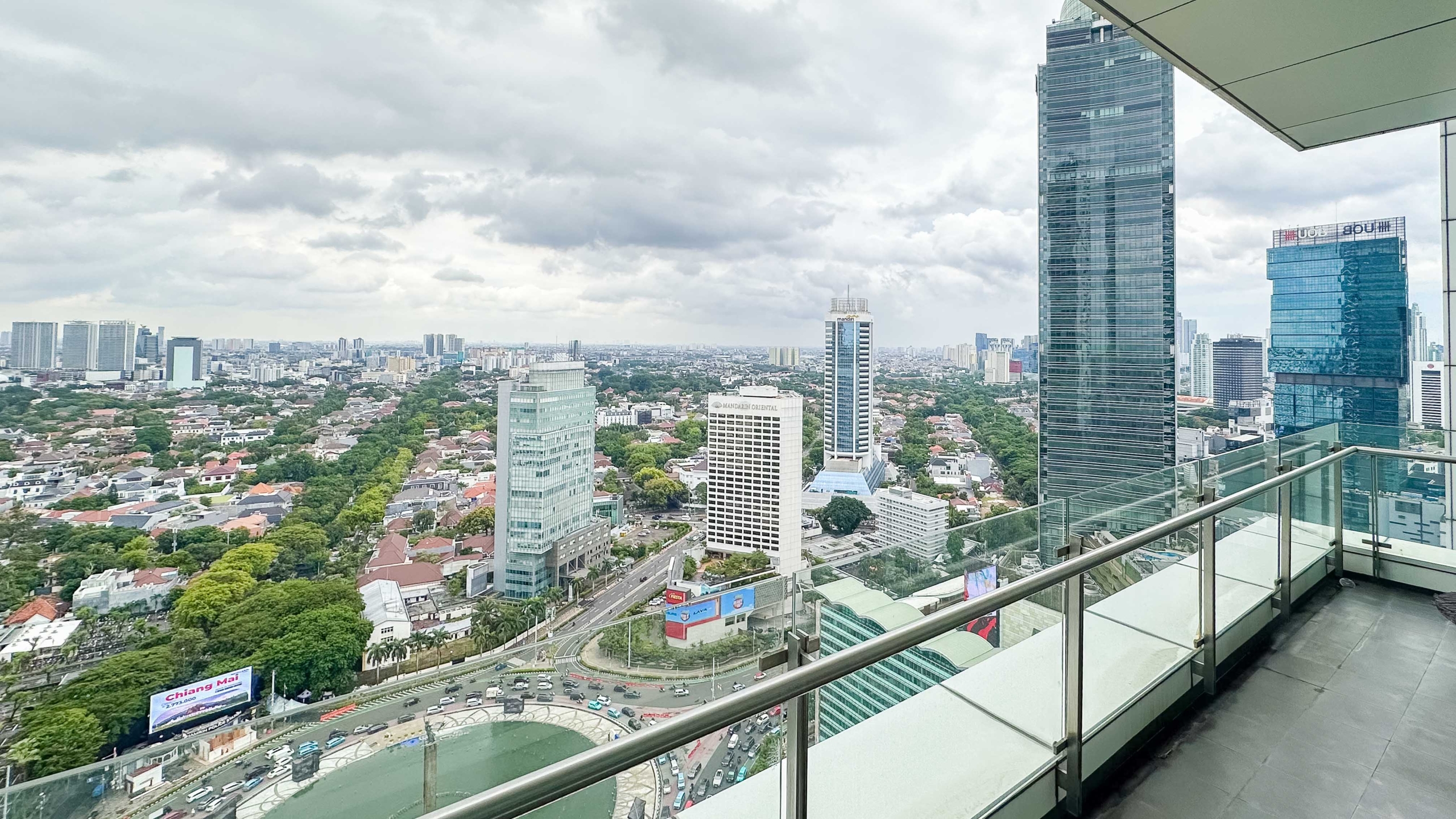 Kempinski Private Residence-3BR-Balcony