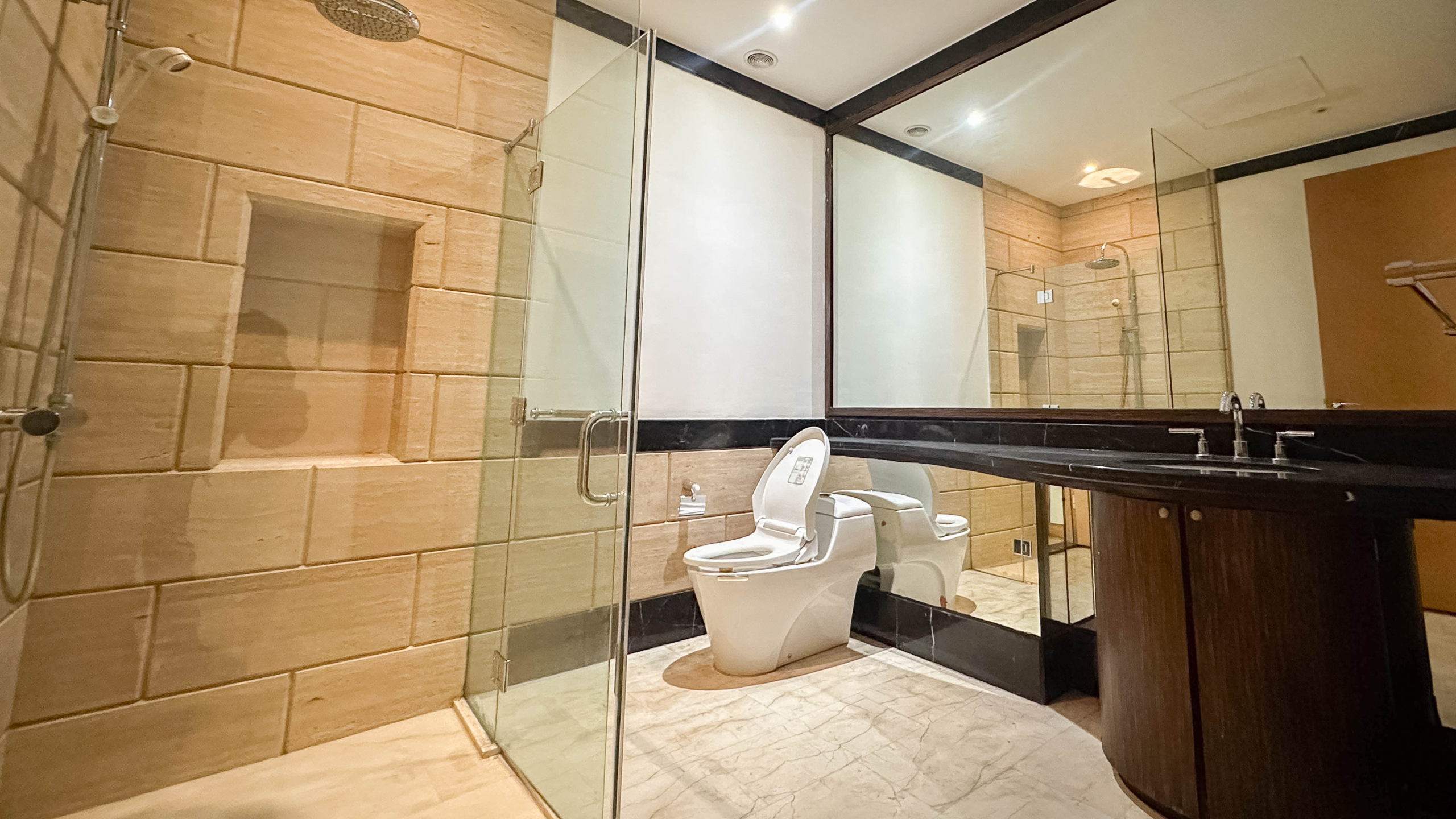 Kempinski Private Residence-3BR-Bathtub sink