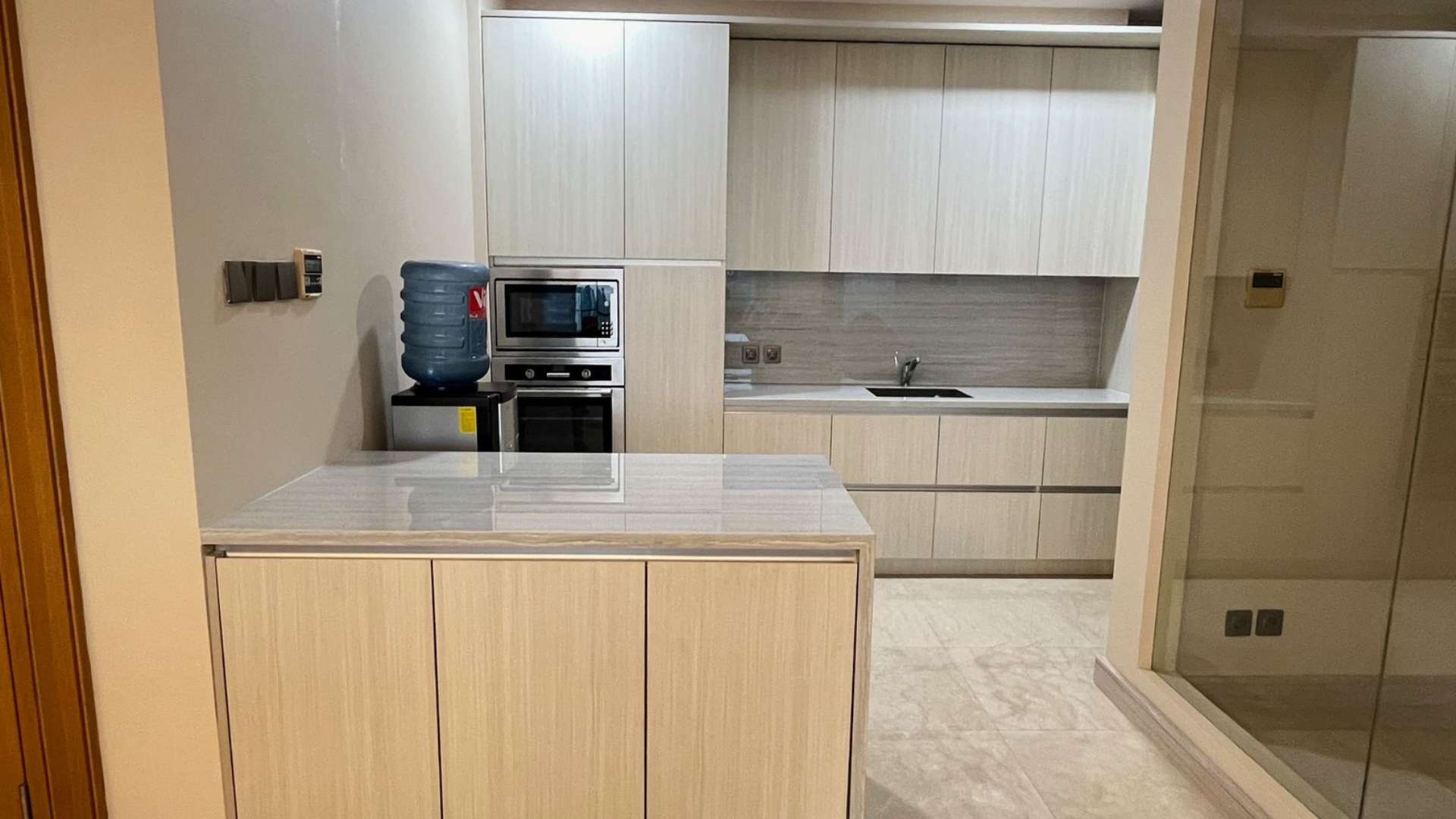 Kempinski Private Residence-3BR-Kitchen