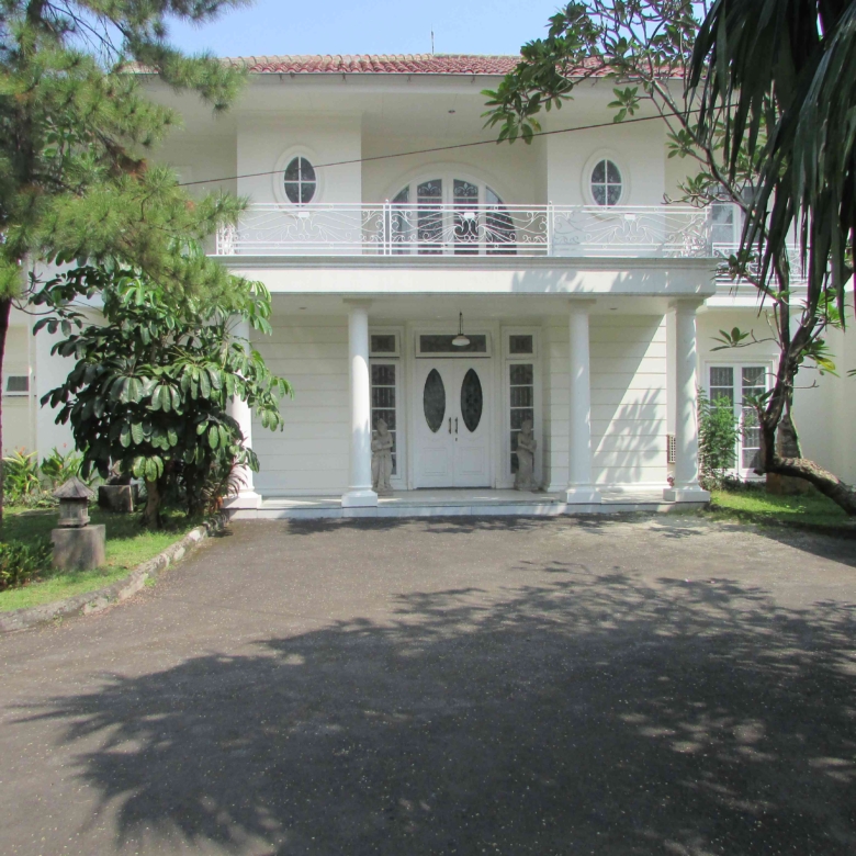 Palm mansion lebak bulus facade