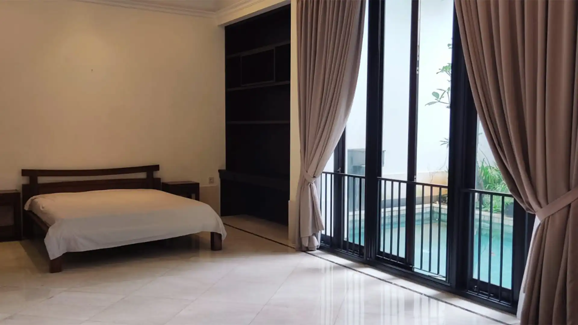 Atmaya Residence-4BR-Bedroom 1 Atmaya Residence-4BR-Bedroom 1