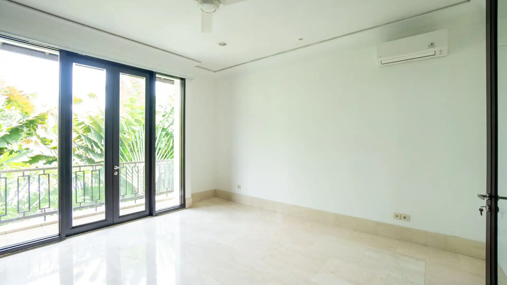 Atmaya Residence-5BR-Bedroom 3