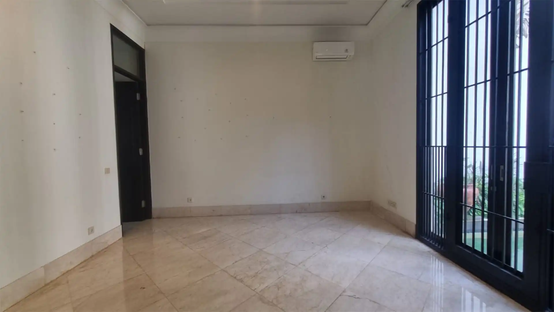 Atmaya Residence-5BR-Bedroom