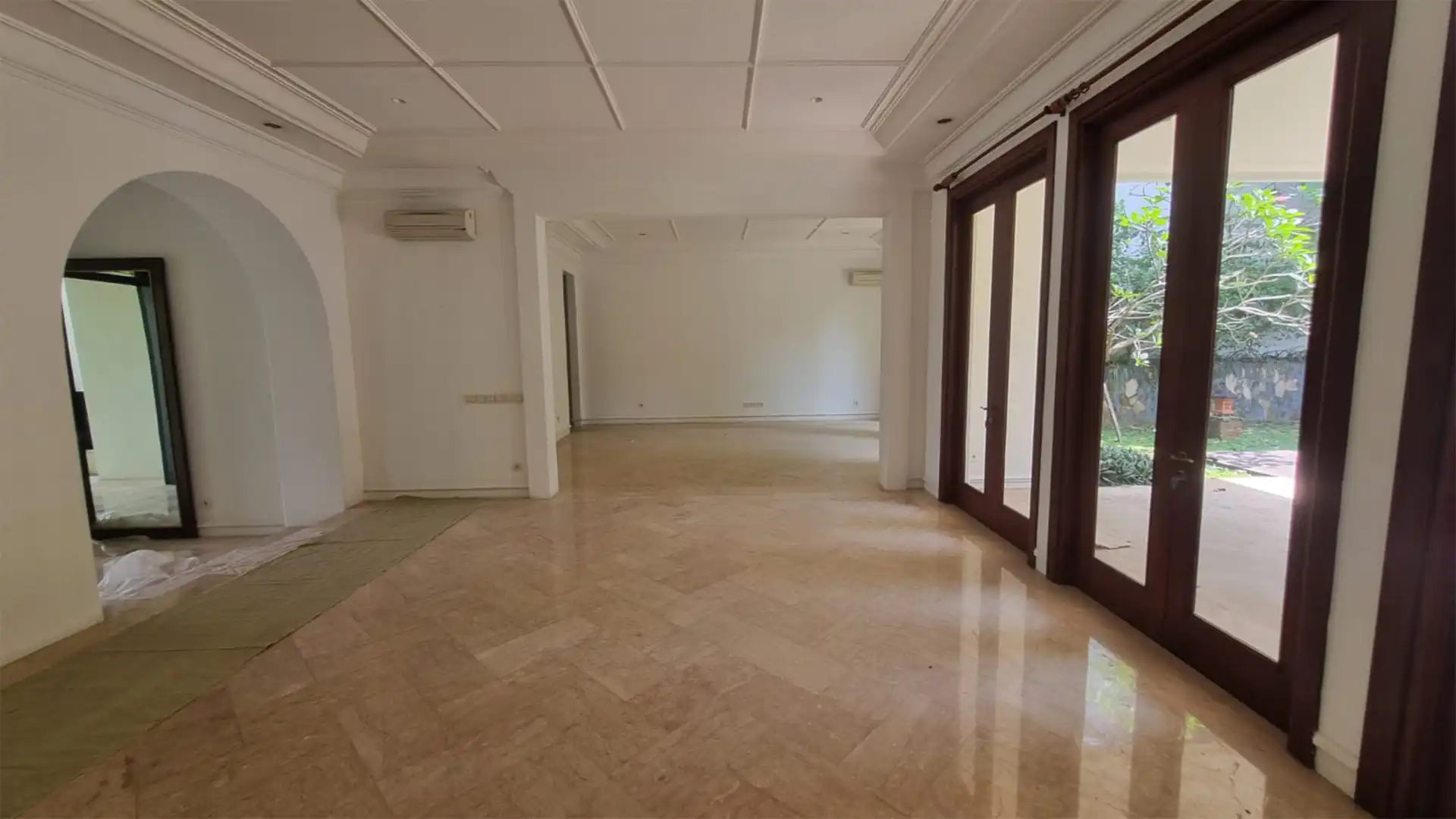 Atmaya residence Antasari-5BR-Living Room 2