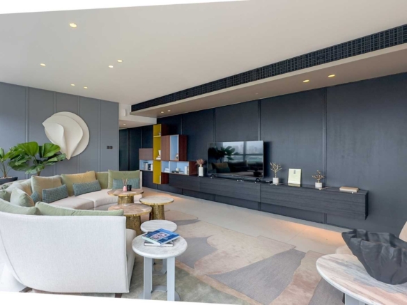 Casa Domaine-3BR-Modern and Cozy Fully Furnished Living Room