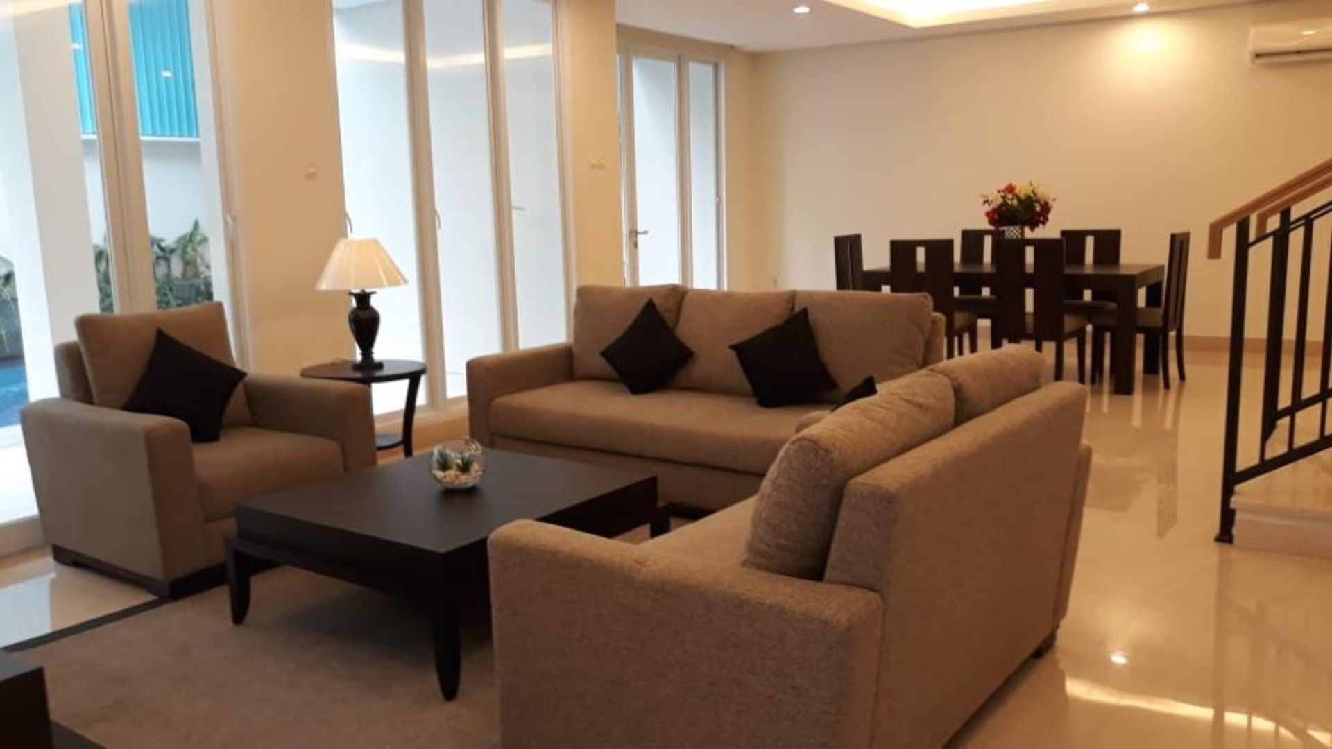 Executive Paradise-3BR- Living Room