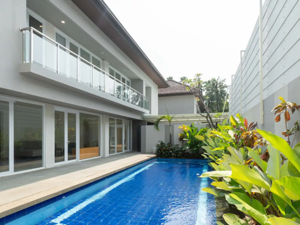 Executive Paradise-3BR-Swimming Pool