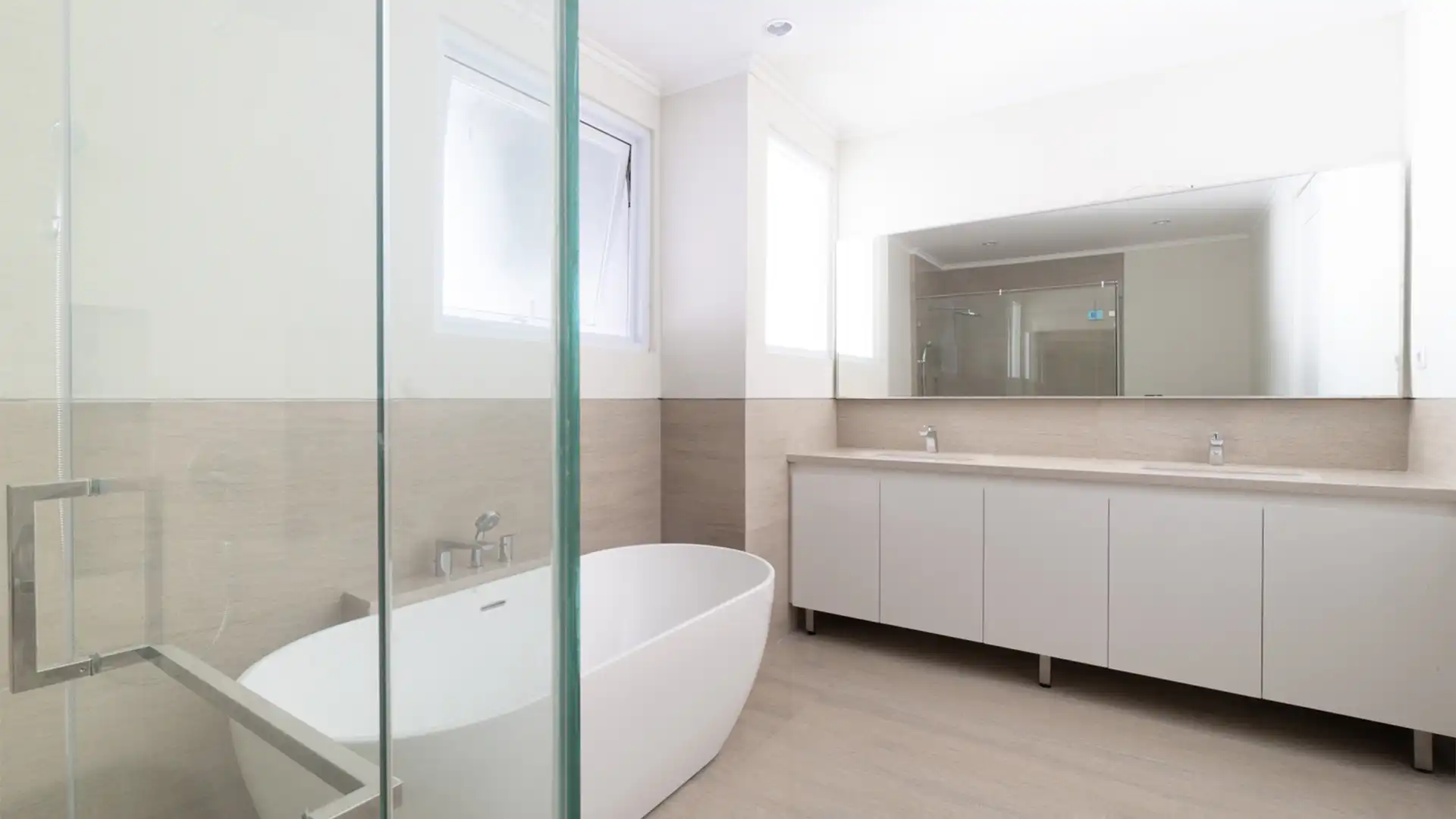 Executive Paradise-4BR-Bathroom 3 Executive Paradise-4BR-Bathroom 3