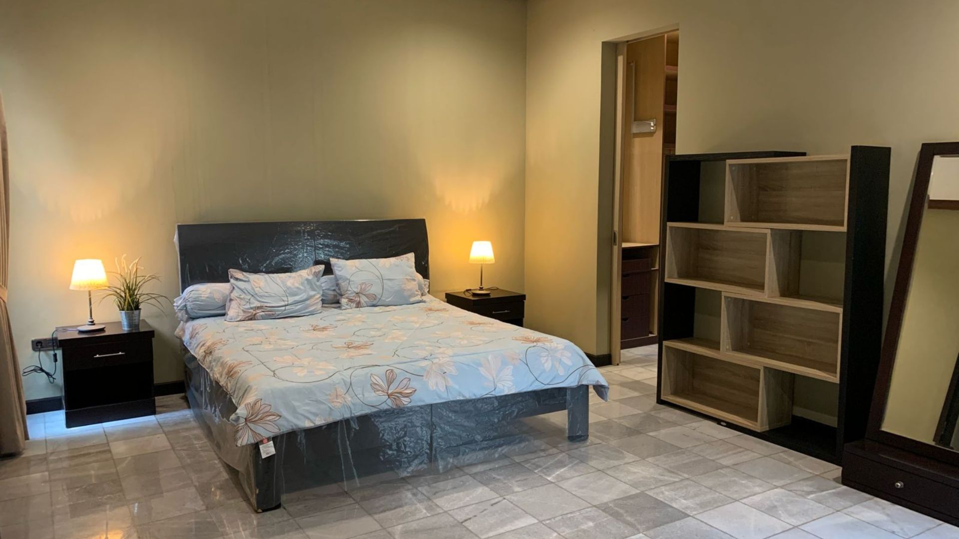 Executive Paradise-4BR- Bedroom