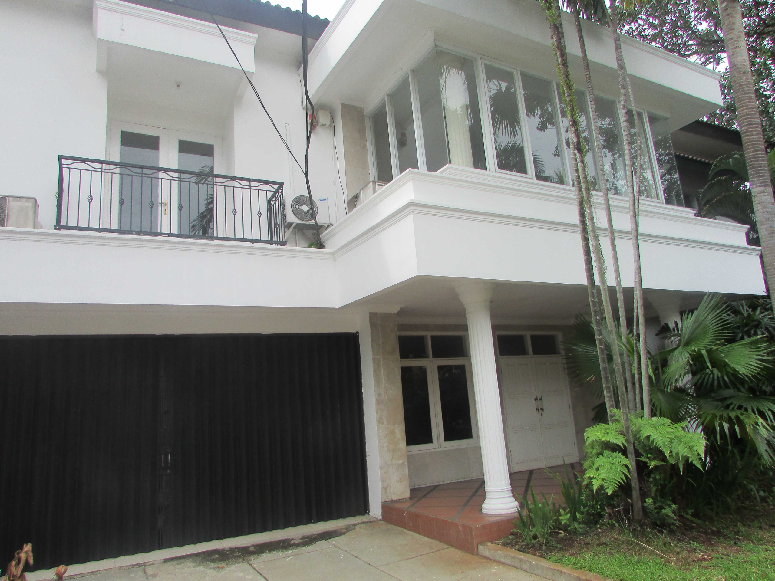 Executive Paradise-4BR- Exterior