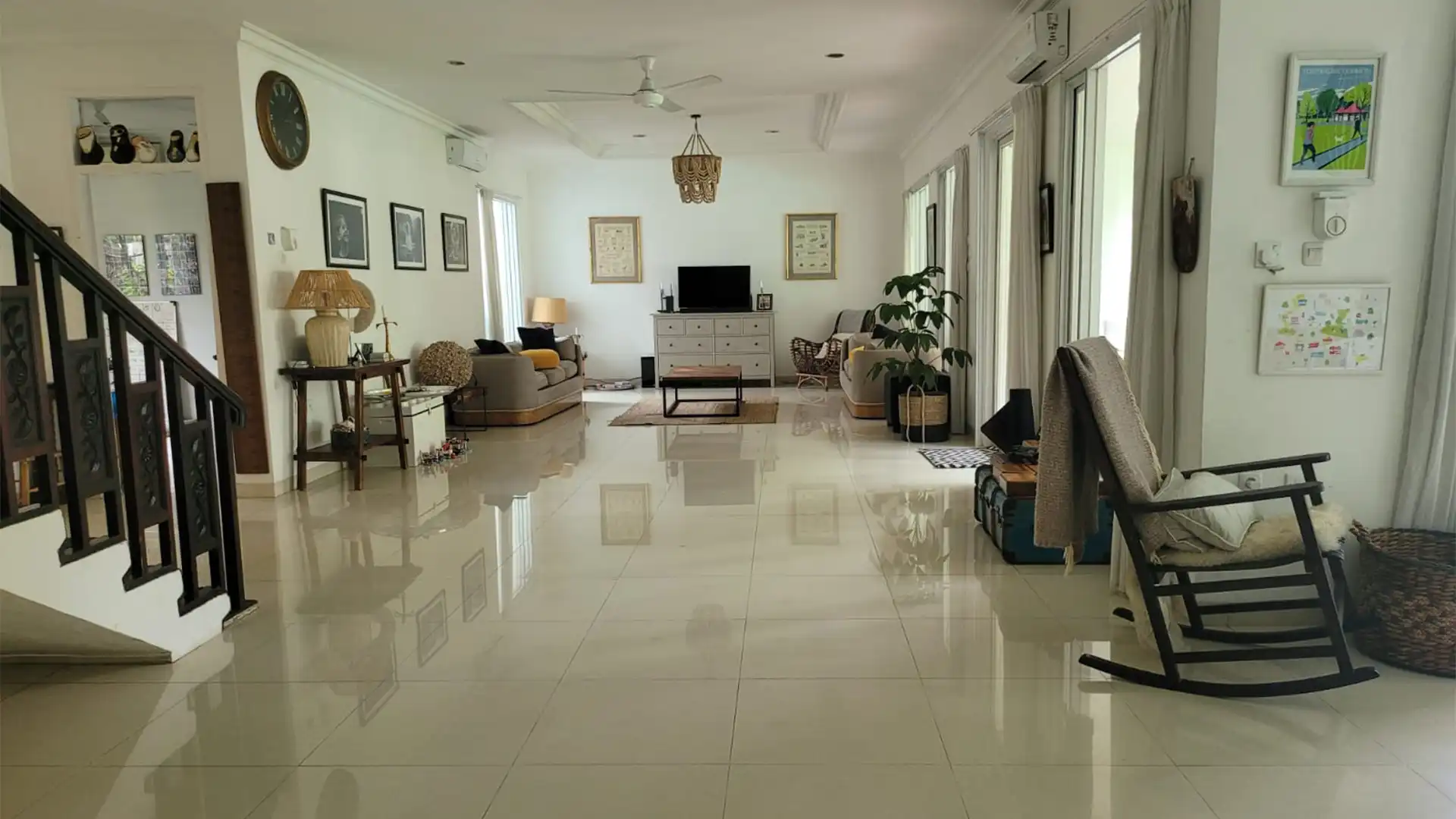 Executive Paradise-4BR-Living Room 1 Executive Paradise-4BR-Living Room 1