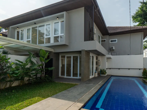 Executive Paradise-4BR-Swimming Pool