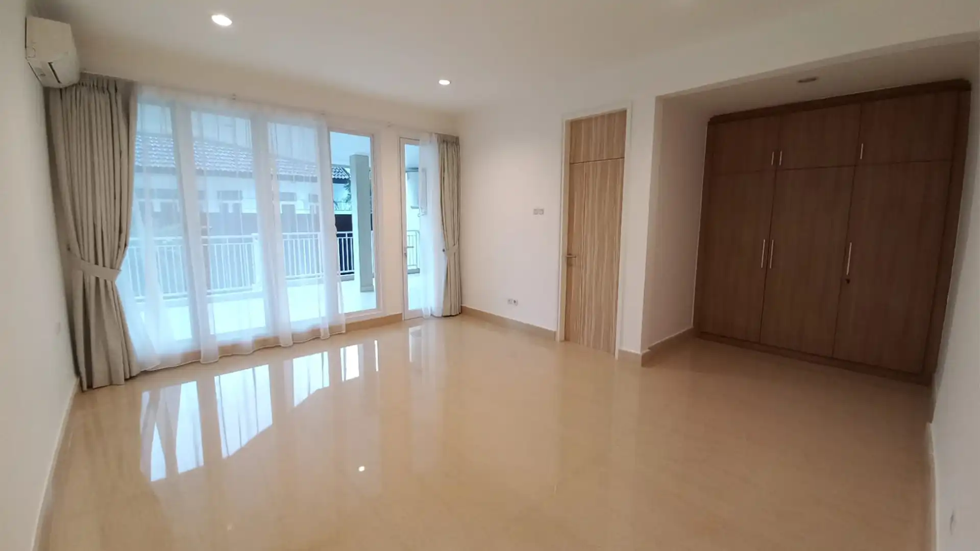 Executive Paradise-5BR-Bedroom 1 Executive Paradise-5BR-Bedroom 1