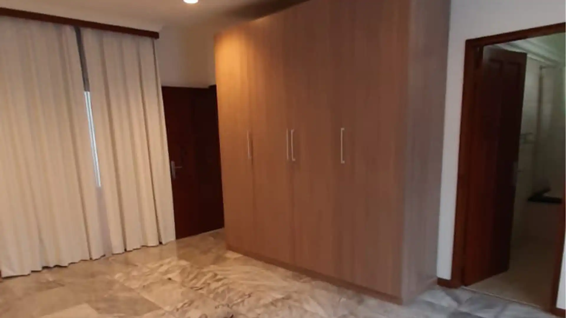 Executive Paradise-5BR-Bedroom