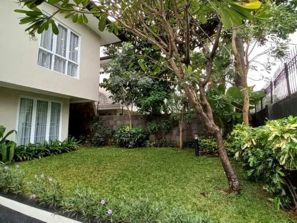 Executive Paradise-5BR- Garden