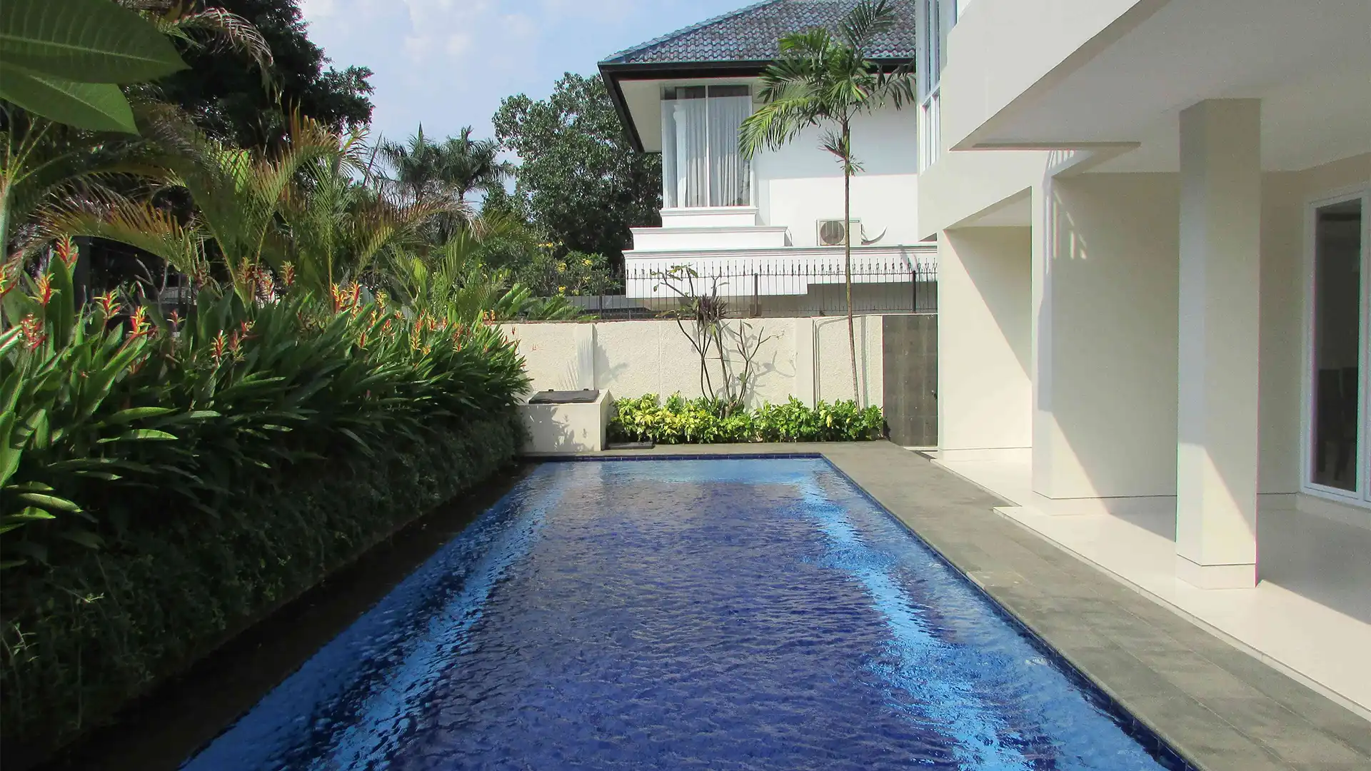 Executive Paradise-5BR-Swimming Pool