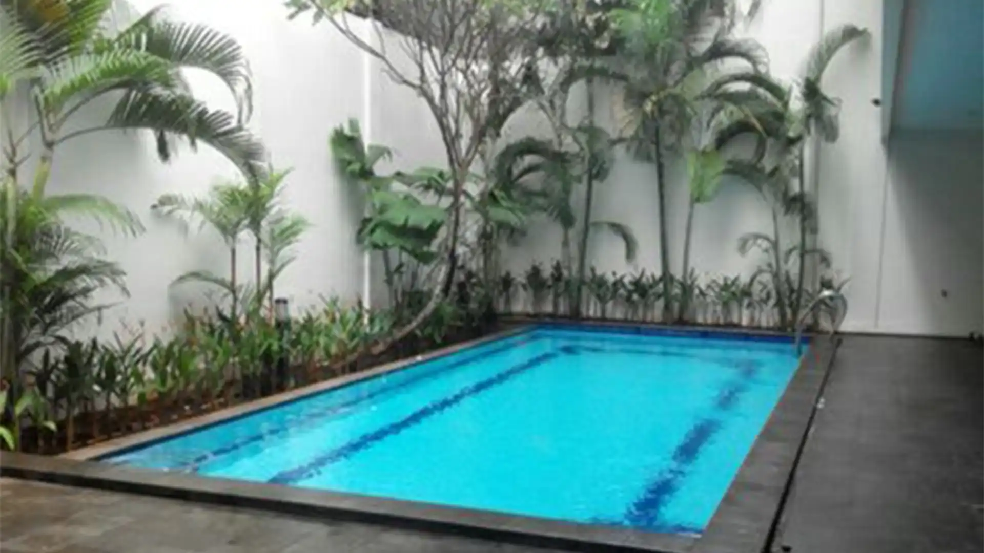 Executive Paradise-Swimming Pool