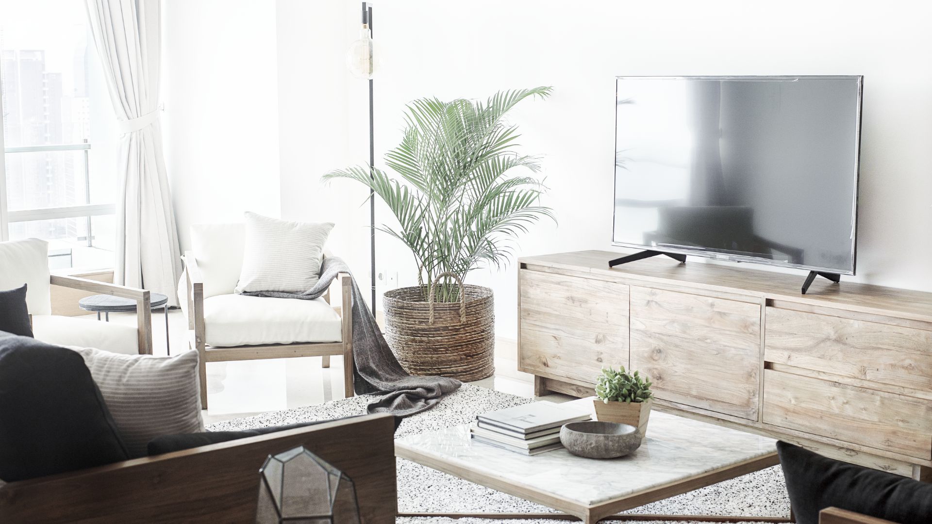 Kempinski – 46B – Living with Chilling Area