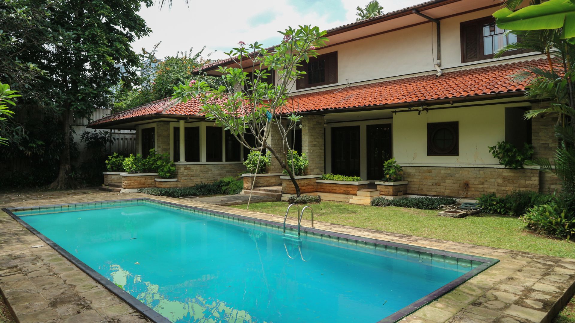 PALM MANSION lebak bulus- 4BR - Private Pool 2 (2)