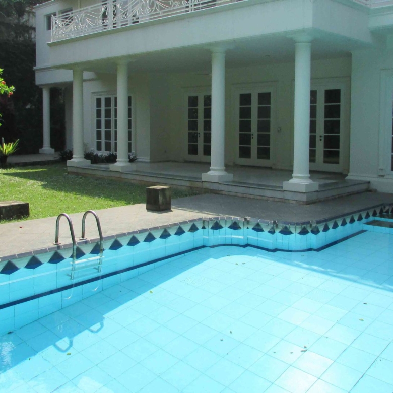 PALM MANSION lebak bulus - 4BR - Private Pool 2