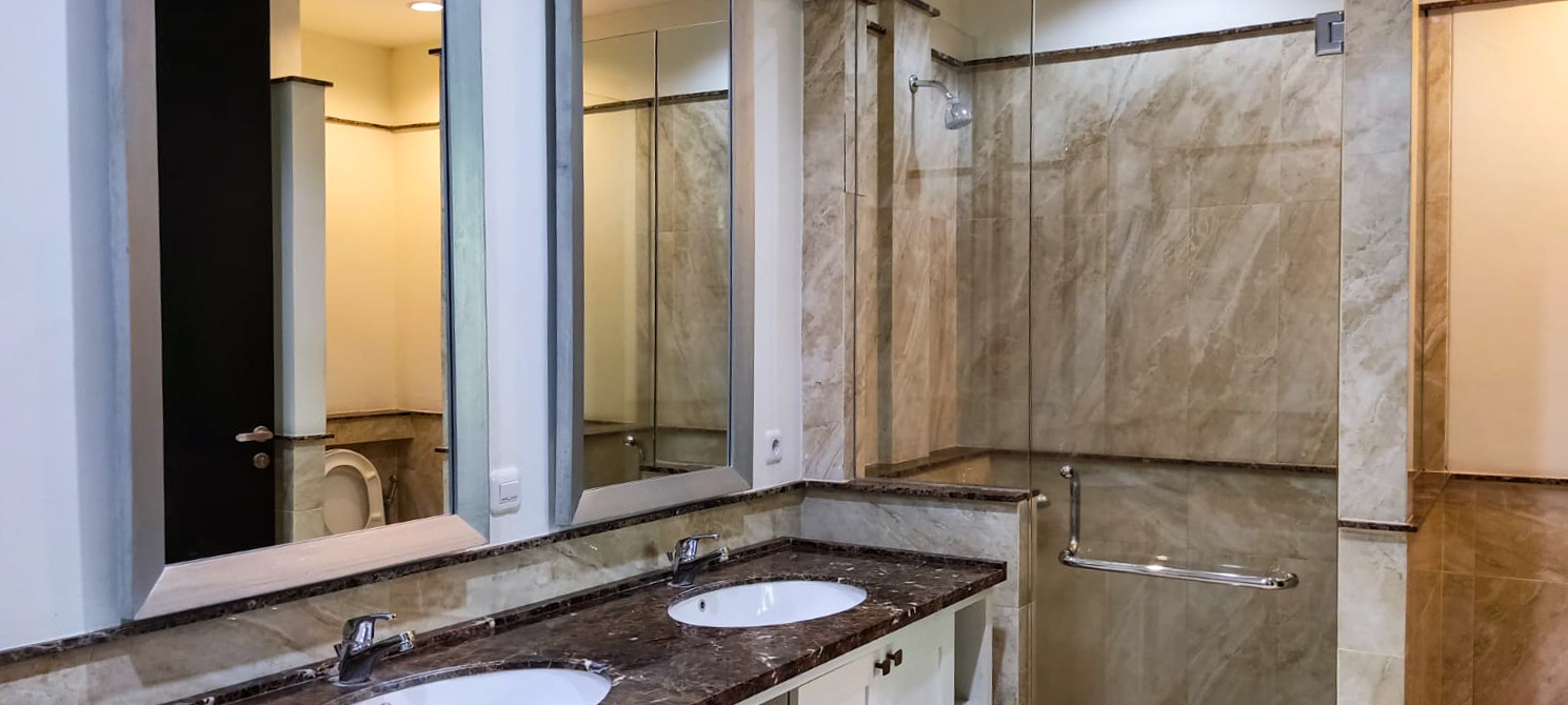 PALM MANSION BUNGUR 37C - 4BR - Bathroom