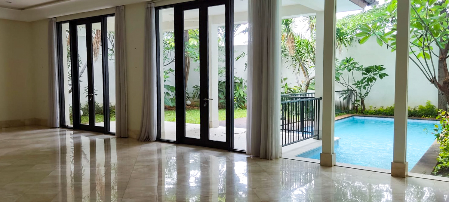 PALM MANSION BUNGUR 37C - 4BR - Living Area