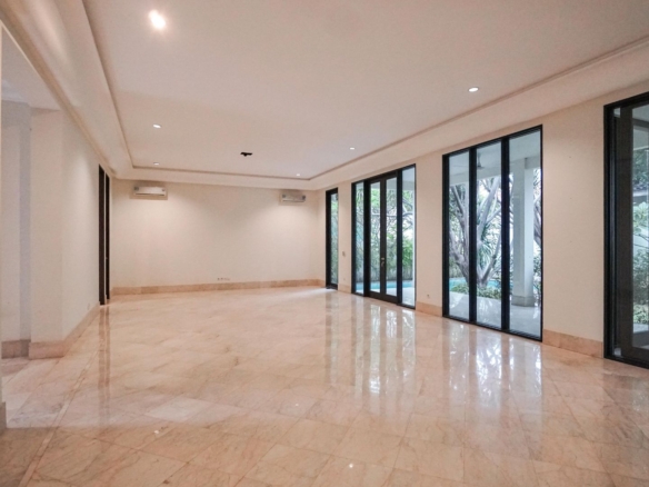 PALM MANSION BUNGUR - 4BR - Living Area