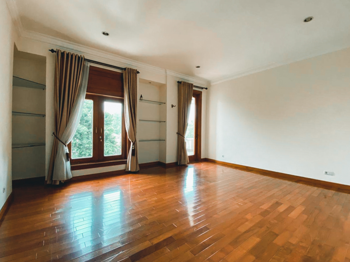 PEJATEN BARAT NO5 – 5BR – BEDROOM 2