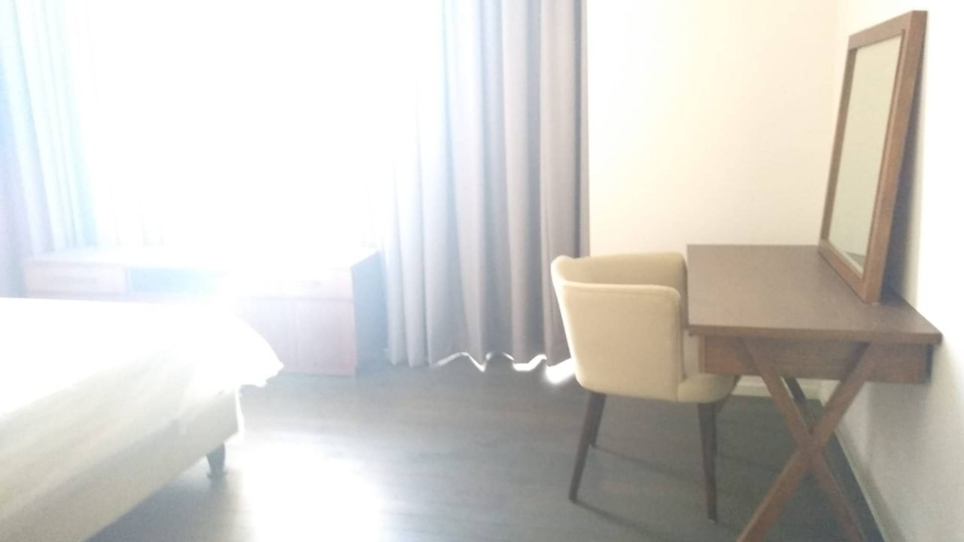 VERDE 0NE-3BR-BEDROOM 2 WITH OFFICE TABLE