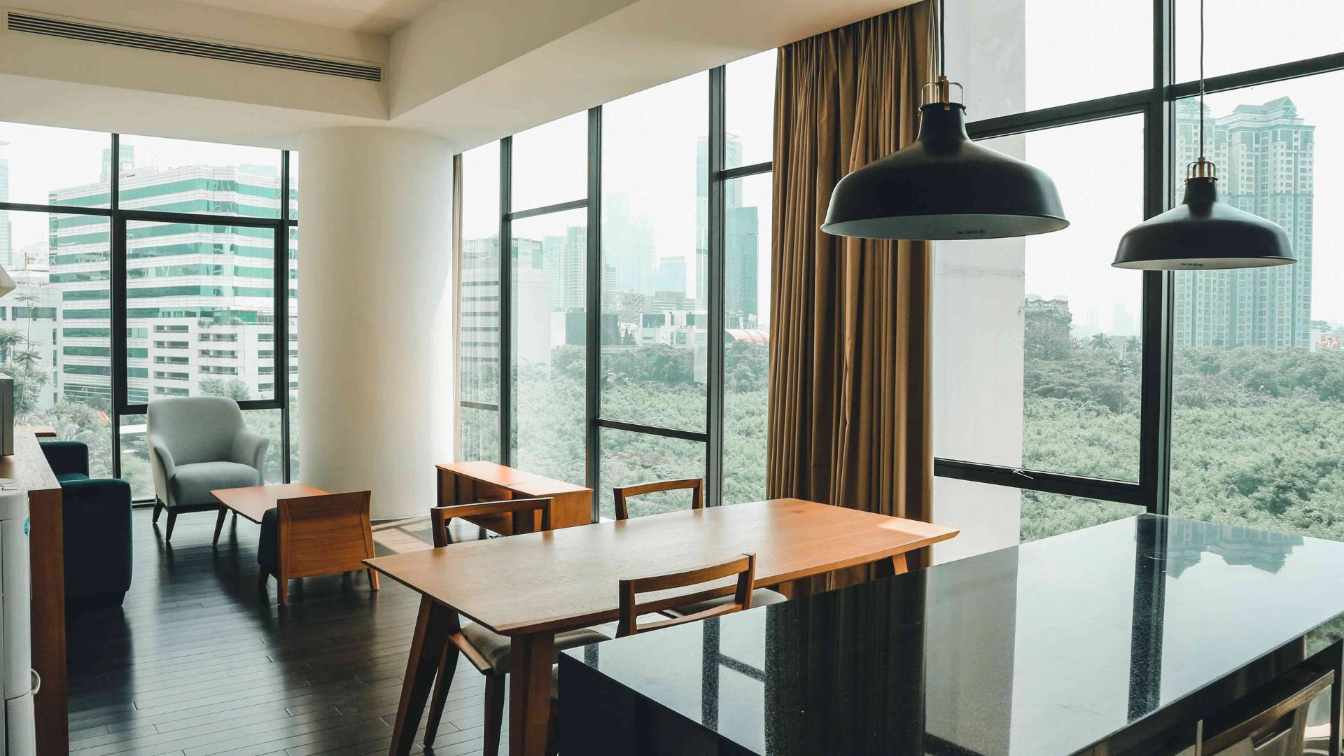 VERDE 0NE-3BR-DINING & LIVING AREA FROM KITCHEN