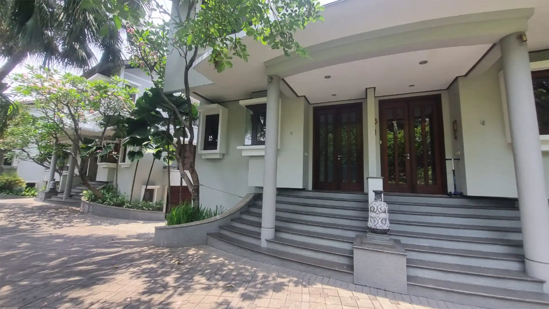 Villa Veranda-3BR-Exterior