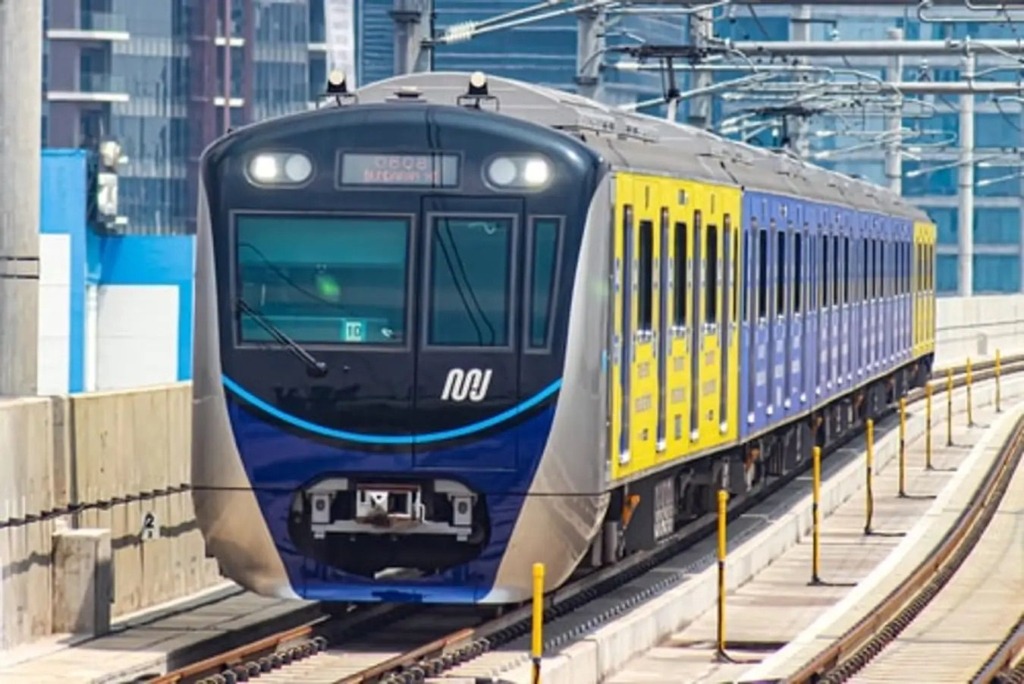Moving to Jakarta with LRT