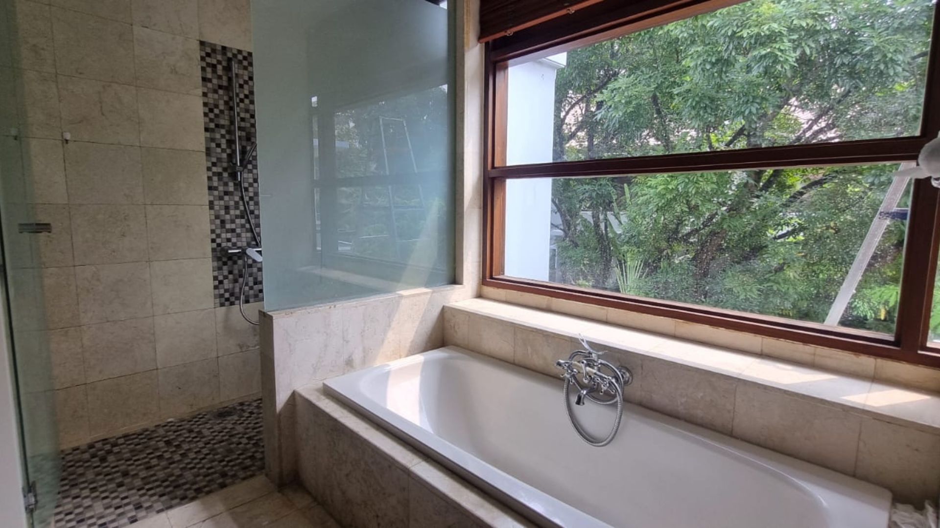 villa Veranda 1-3br- Bathroom 1