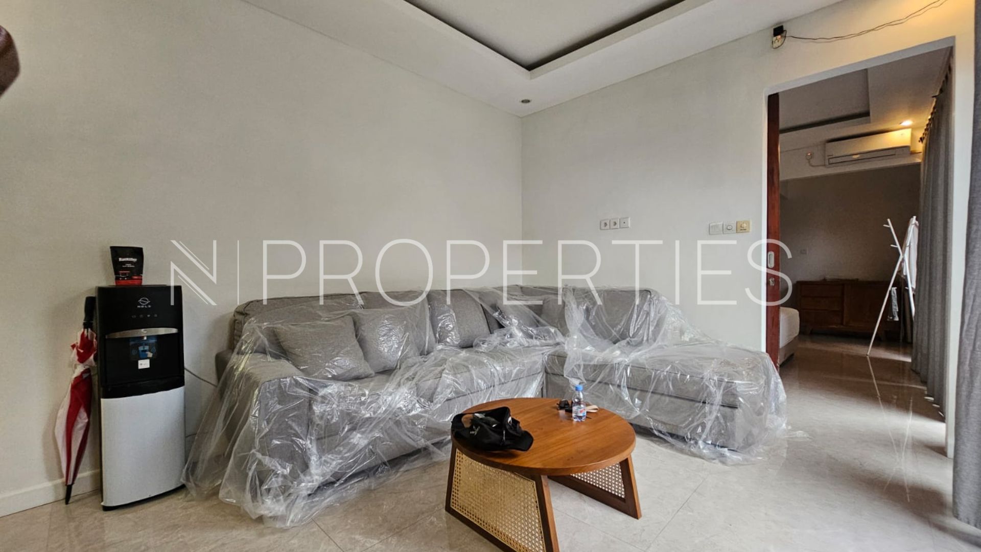 BALI-2BR-LIVING AREA