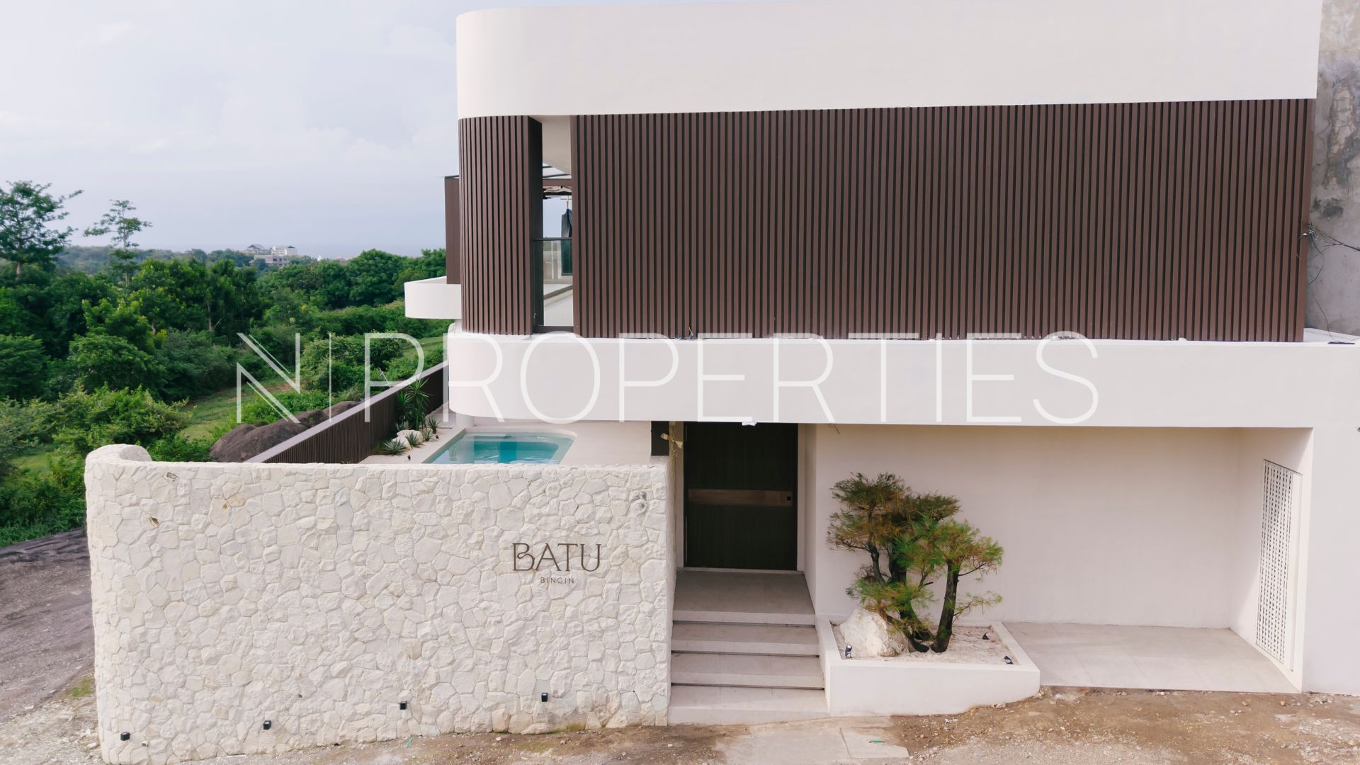 BATU BINGIN – FASAD