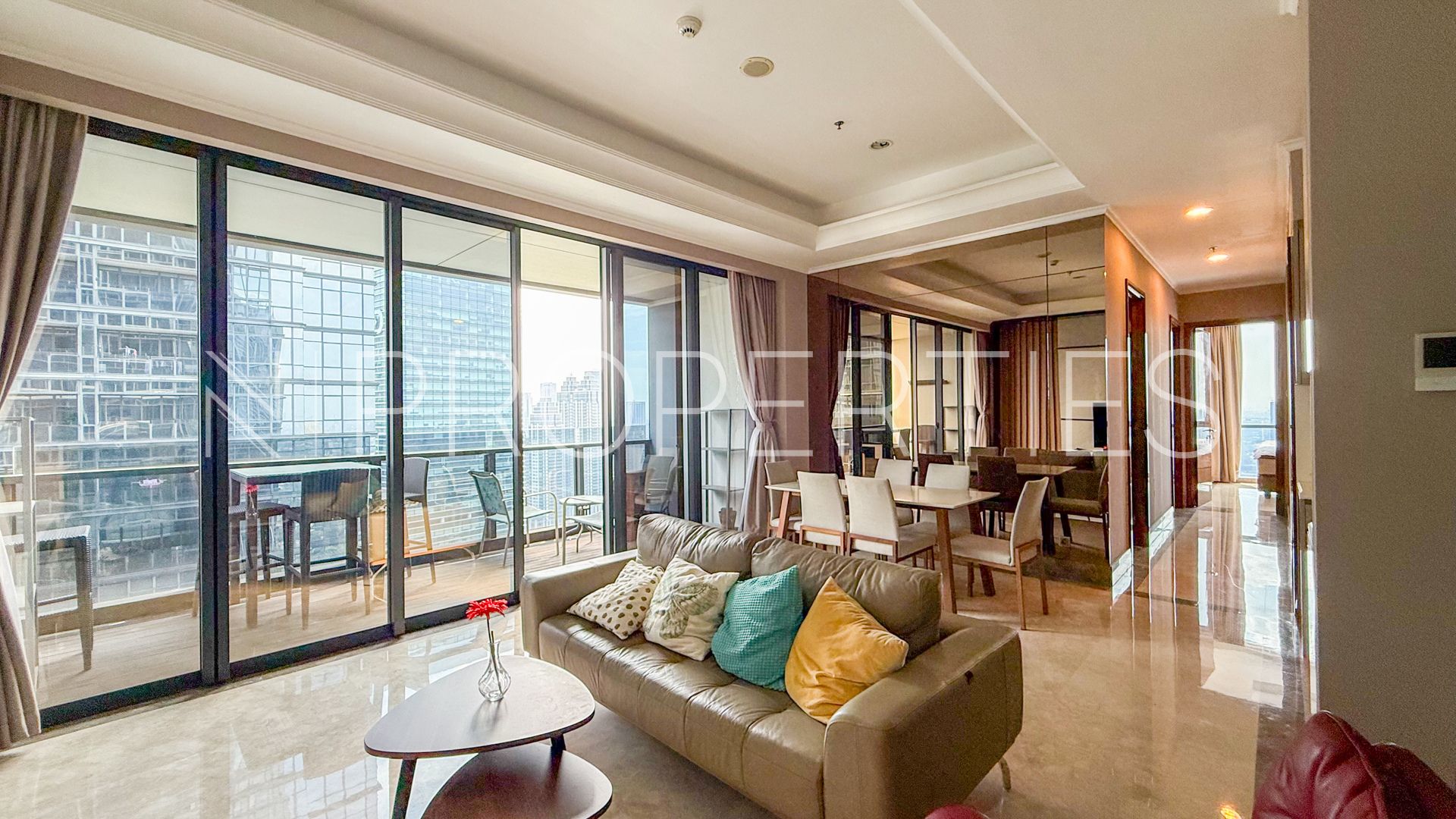 DSTC032-DISTRICT8-LIVING AREA DSTC032-DISTRICT8-LIVING AREA