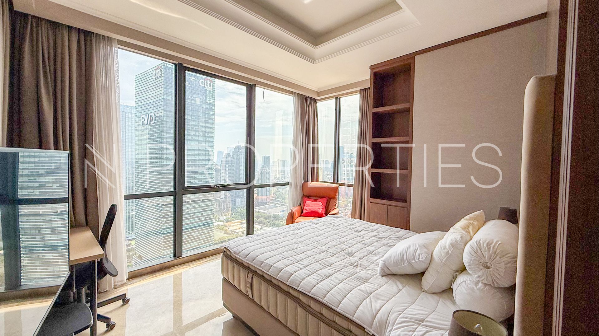 DSTC032-DISTRICT8-MASTER BEDROOM