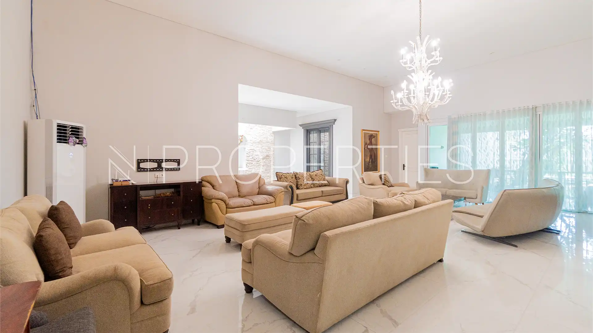 GAHARU NO.24-4BR-Family Room GAHARU 1 Cilandak NO.24-4BR-Family Room