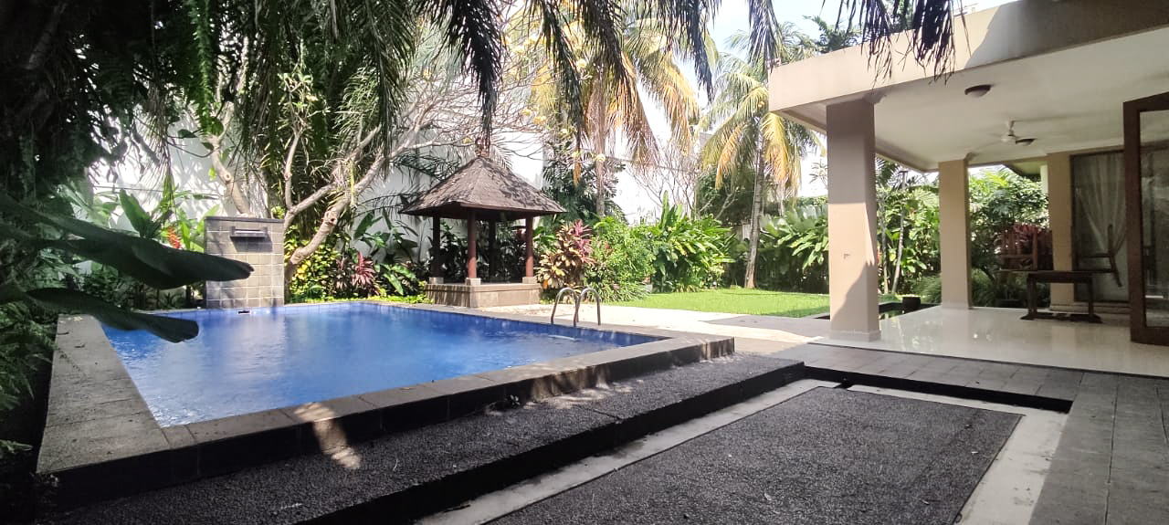 KEMANG-4BR-TERRACE