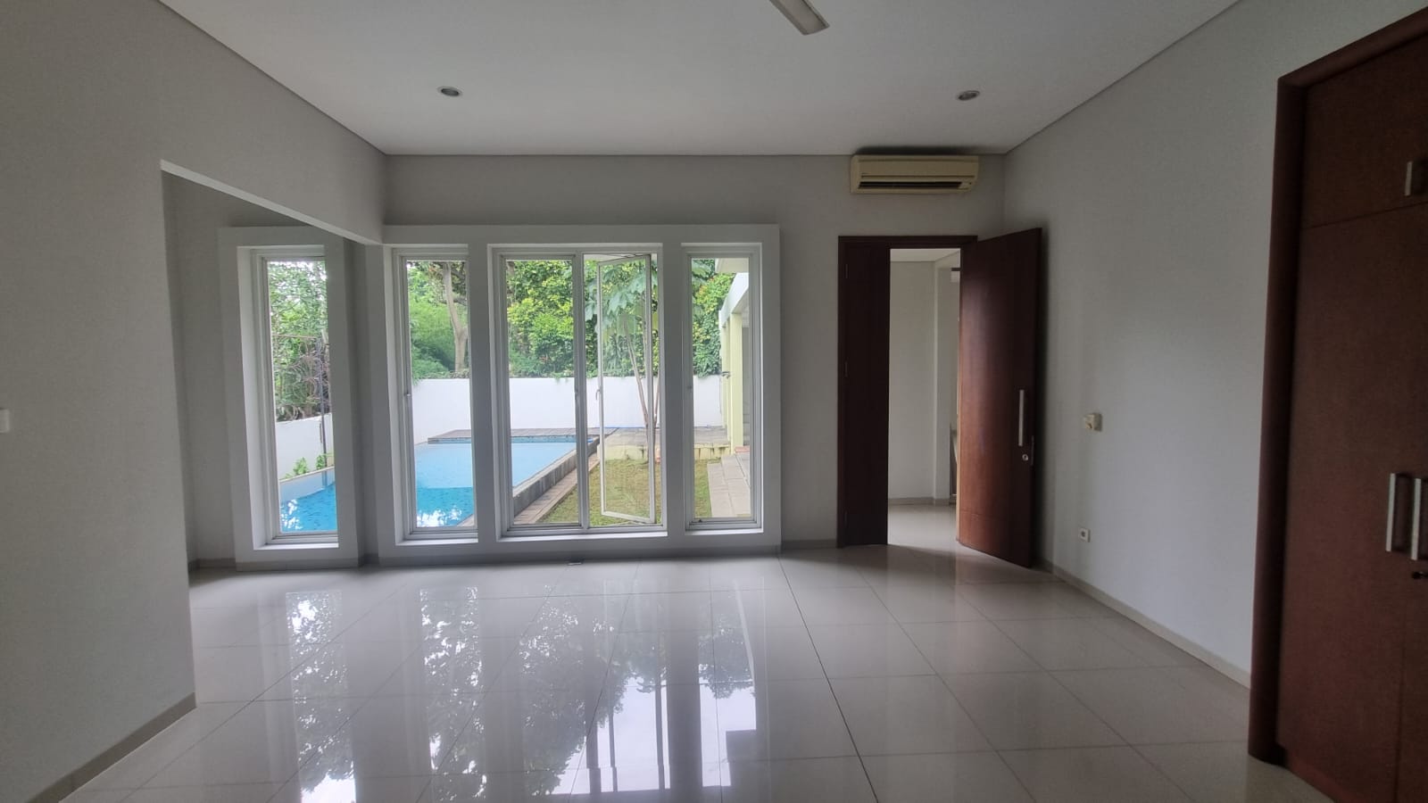 KEMANG-5BR-BEDROOM FIRSTFLOOR